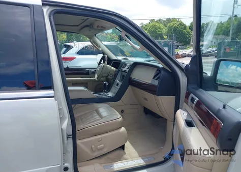 2006 Lincoln Navigator Luxury/Ultimate z USA, uszkodzony, nr VIN 5LMFU28576LJ01871